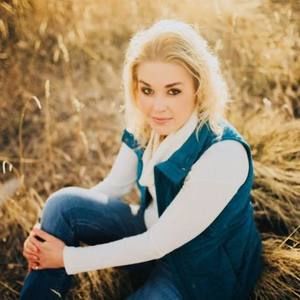 Meet your Posher, Anne